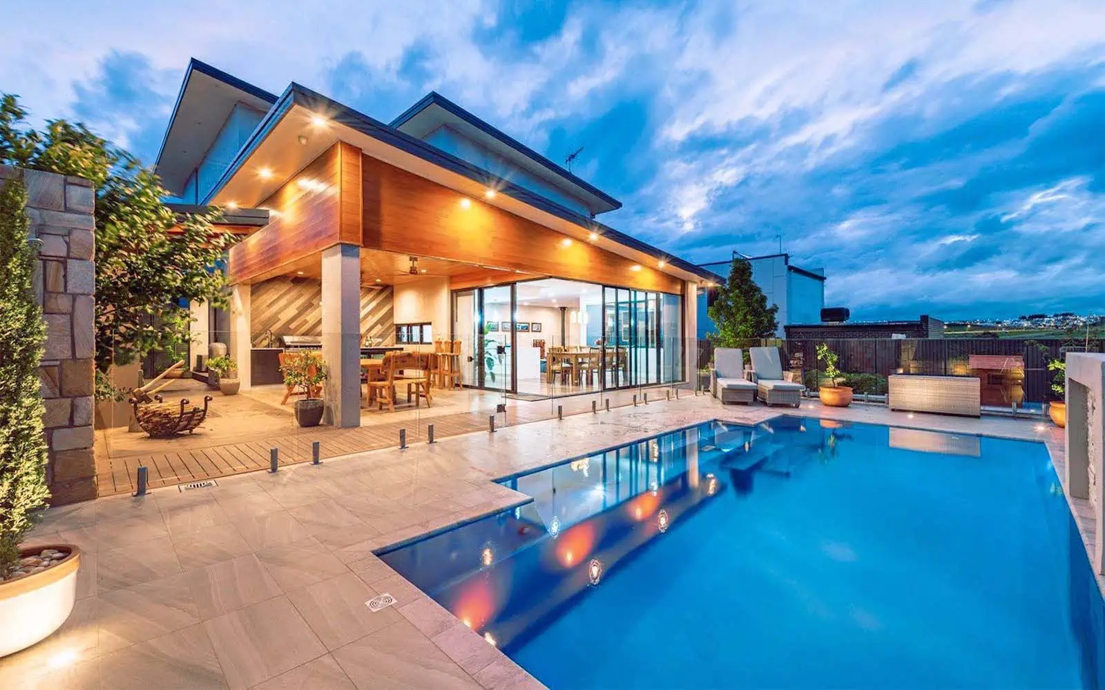 Award-winning fiberglass pool designs for northern Ohio