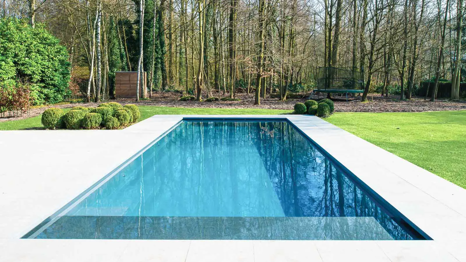 Leisure-Pools-Cube-With-Cover-Fiberglass-Pool-Shape The Cube™ with Cover, a fiberglass pool design manufactured by Leisure Pools