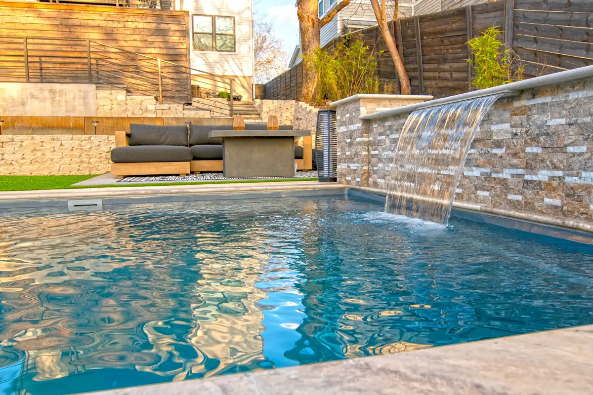 Limitless_26_GG_WaterFl Professional fiberglass pool installations across Northwest Ohio
